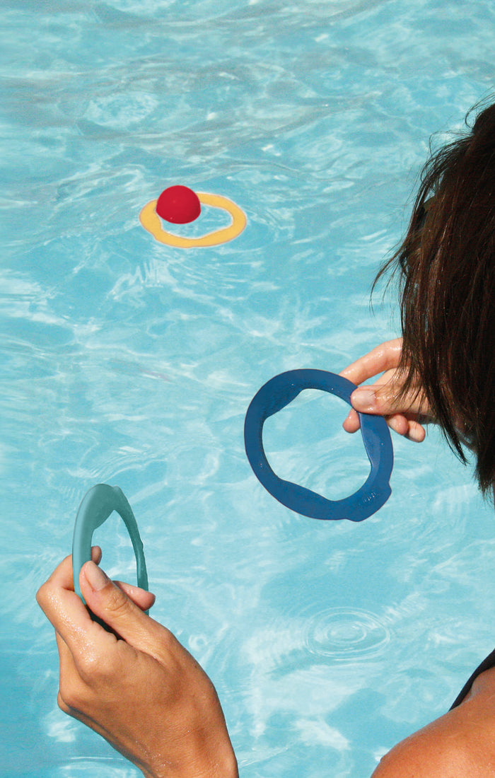 Quut RINGO Beach Play Set with 6 Rings + Ball