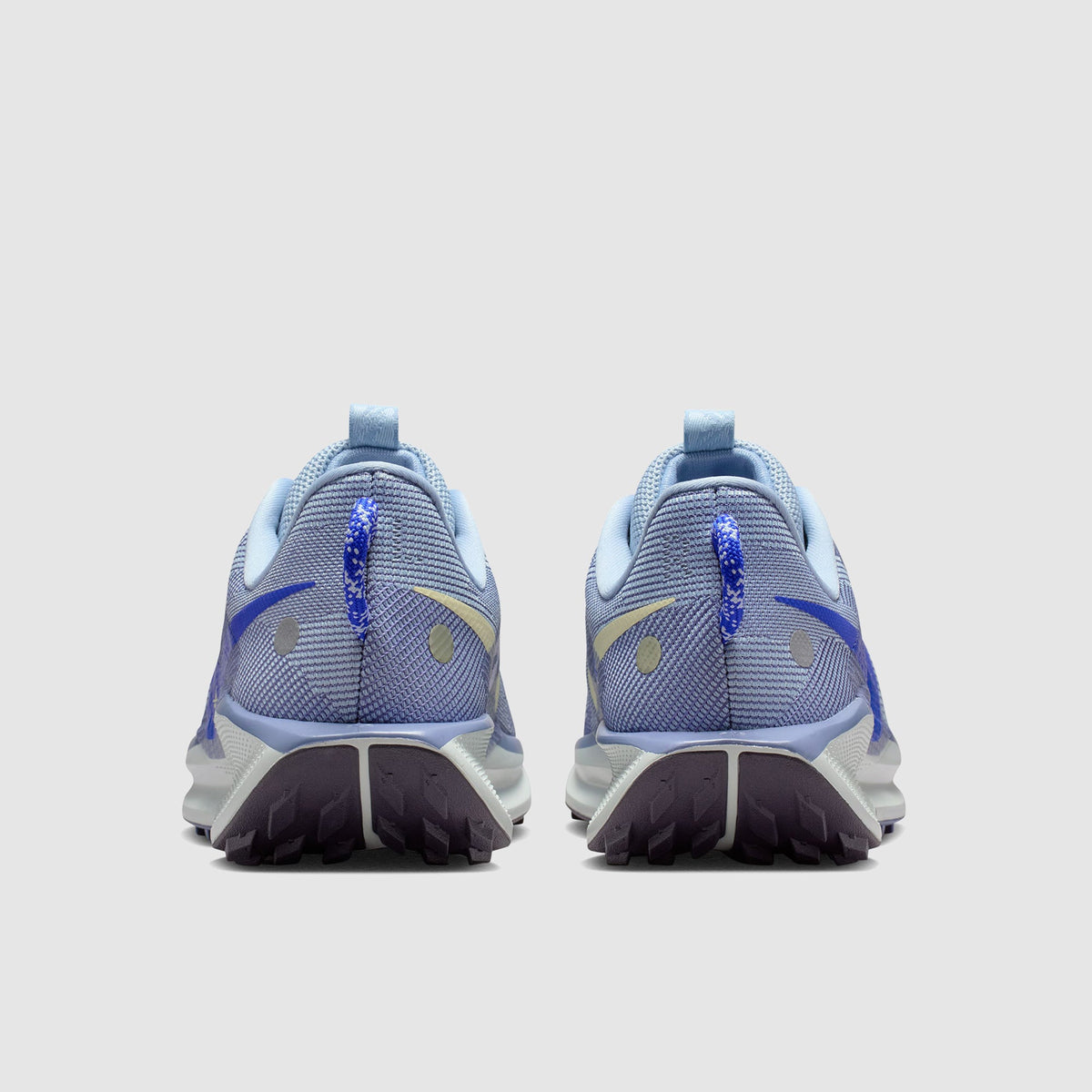 Nike Womens Pegasus Trail 5