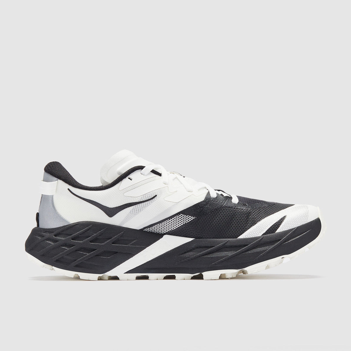 Hoka Speedgoat 7