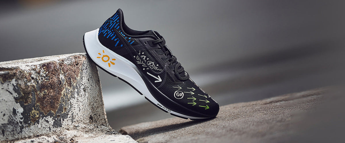 Nike Air Zoom Pegasus 38 - Black/Black-Action Green