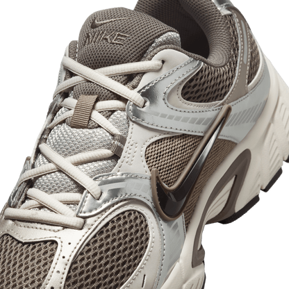 Men's Nike V5 RNR "Cave Stone"