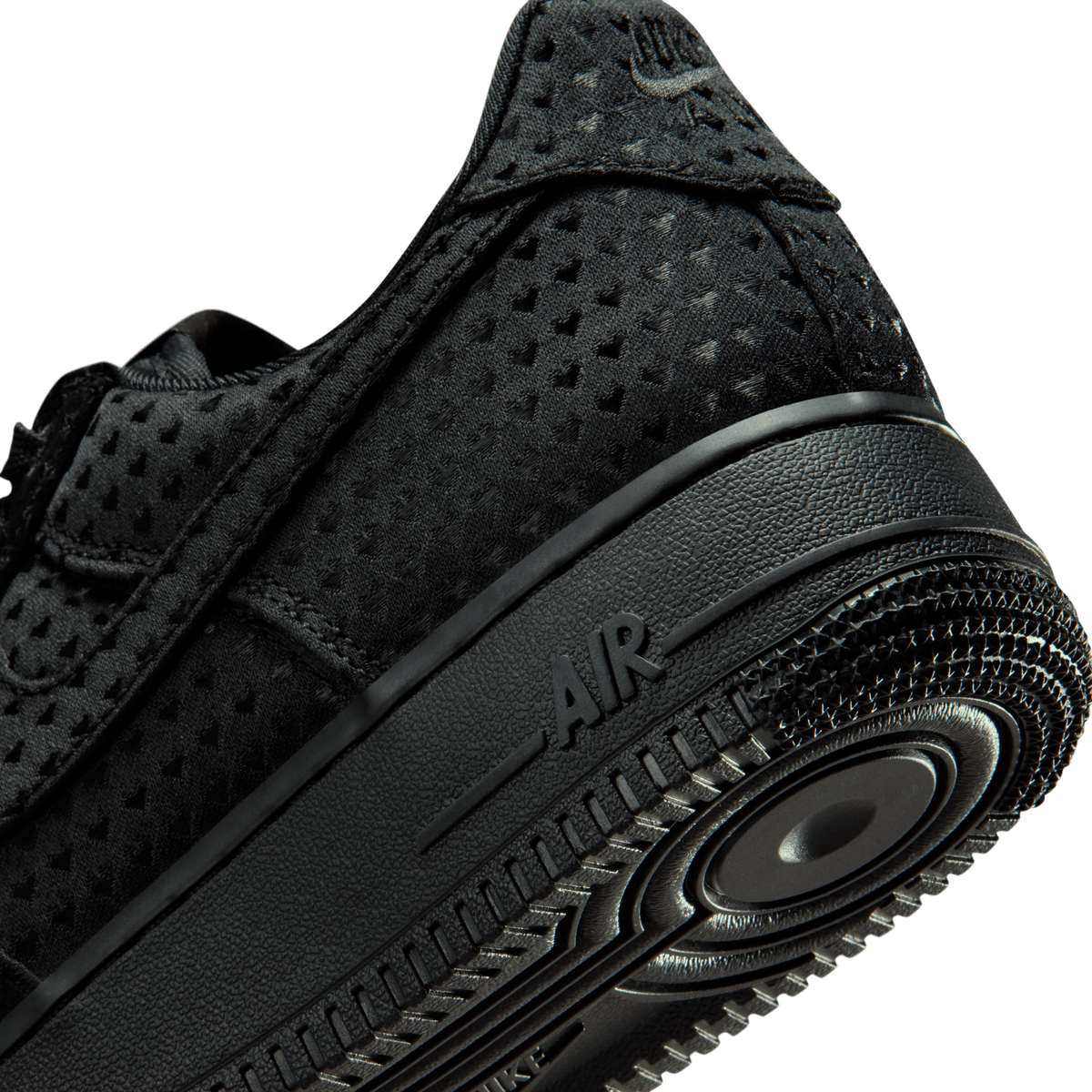 Women's Air Force 1 '07 SE "Valentine's Day Triple Black"