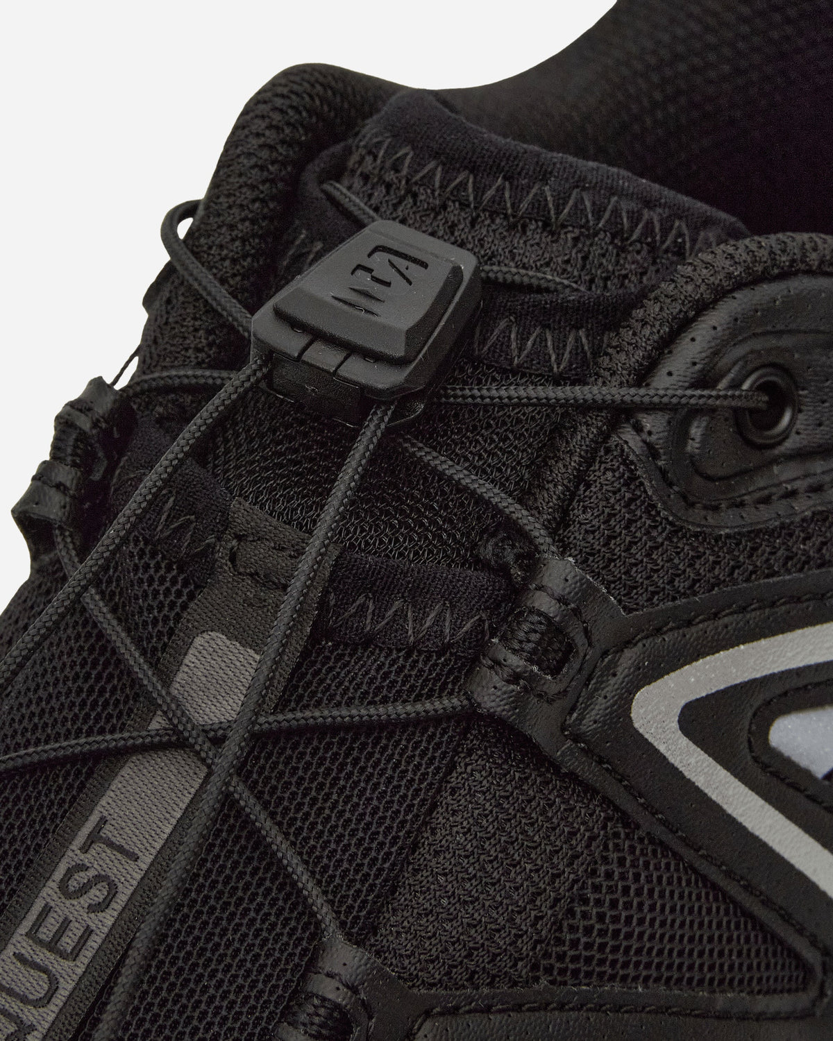 XT-QUEST Sneakers Black / Asphalt