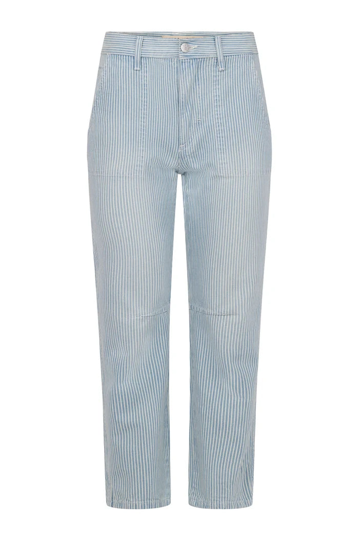 AMO Denim – Cate in Weekender