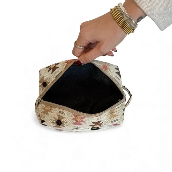 De La Mur Lines - Squared Makeup Bag in Royal