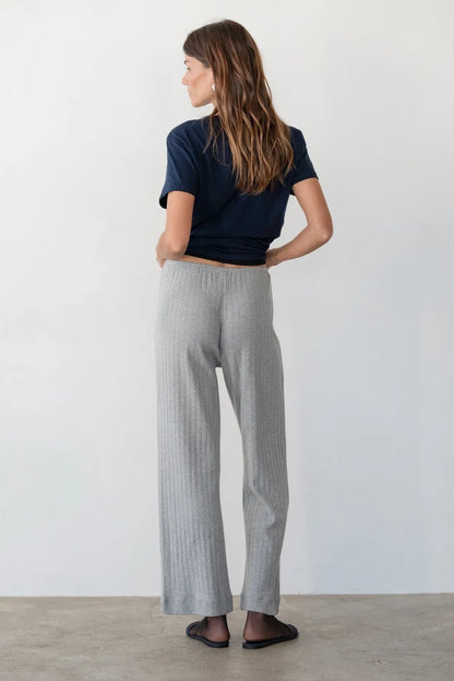 Donni – Pointelle Simple Crop Pant in Heather Grey
