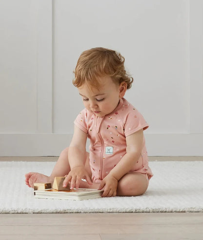 ergoPouch Layer | Short Sleeve Zip Bodysuit 0.2 TOG - Daises