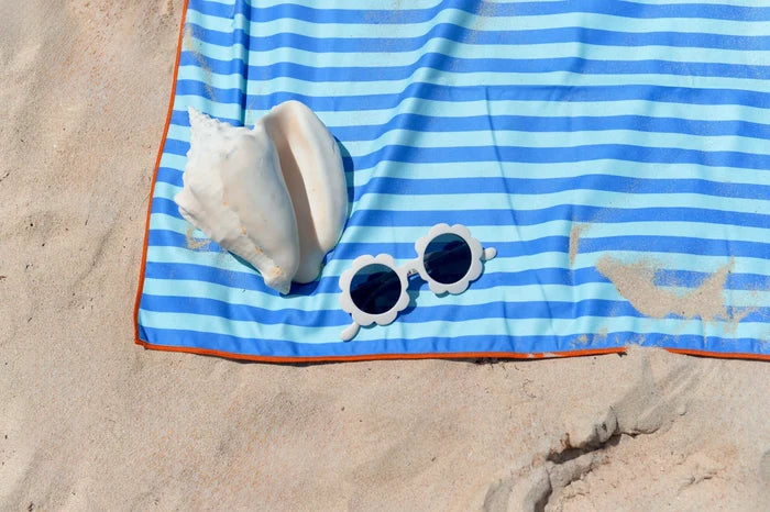 Quut Play Towel - Road & Blue Stripe