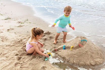 Quut RINGO Beach Play Set with 6 Rings + Ball