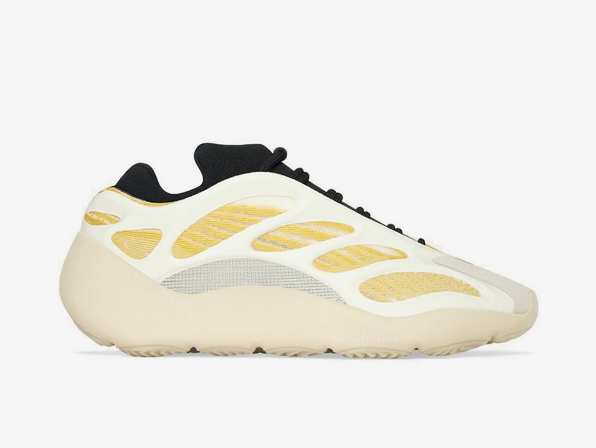 Yeezy 700 V3 Safflower
