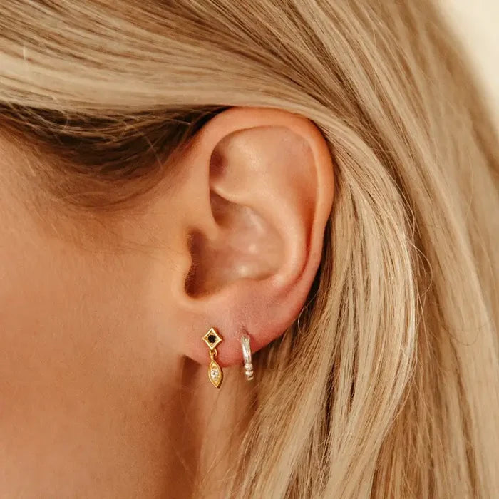 Sierra Winter - Bailey Hoop Earrings in Silver