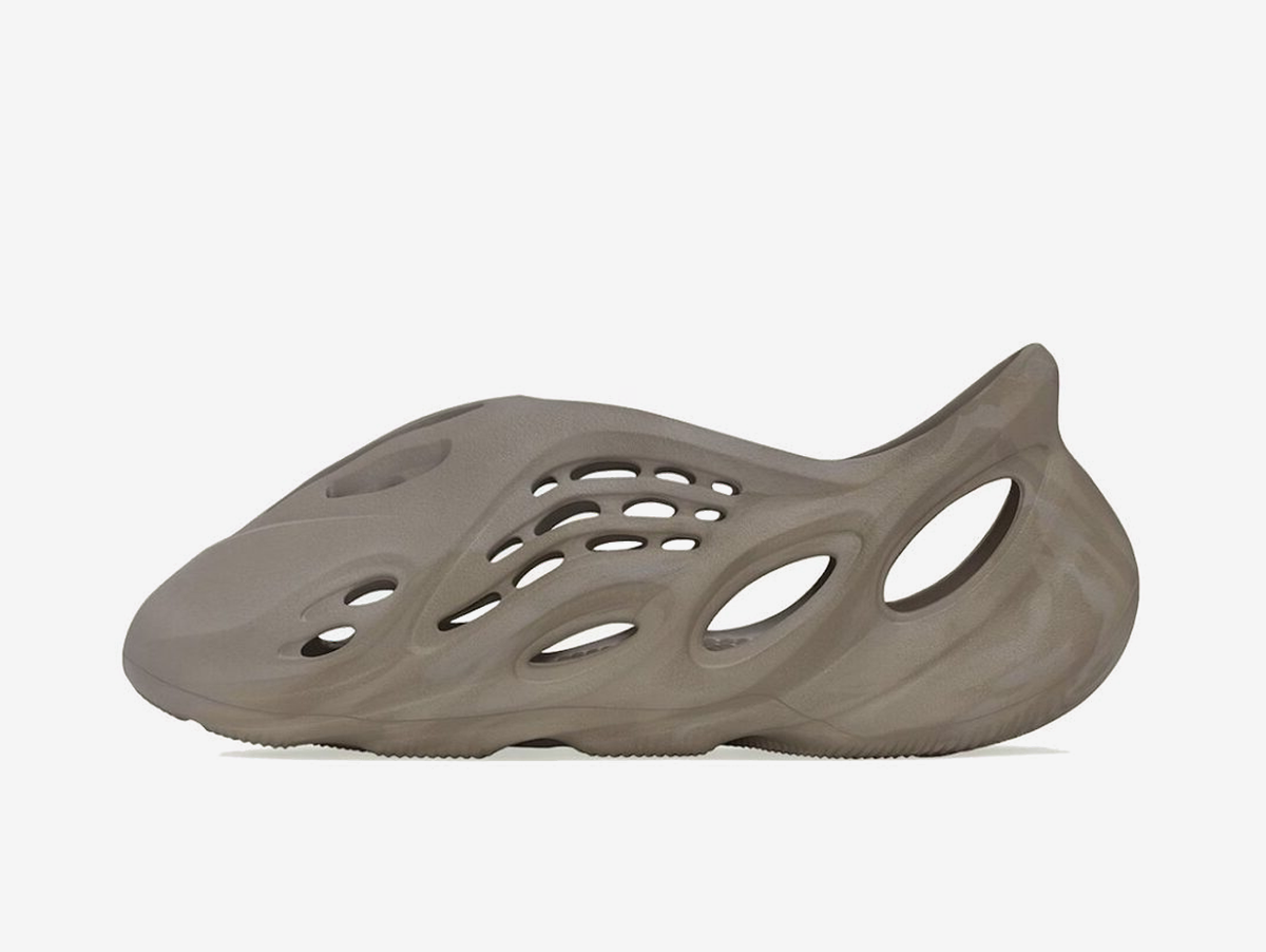 Yeezy Foam RNNR Stone Sage