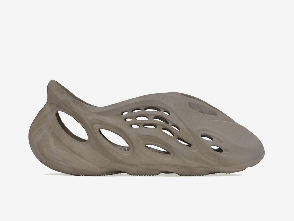 Yeezy Foam RNNR Stone Sage