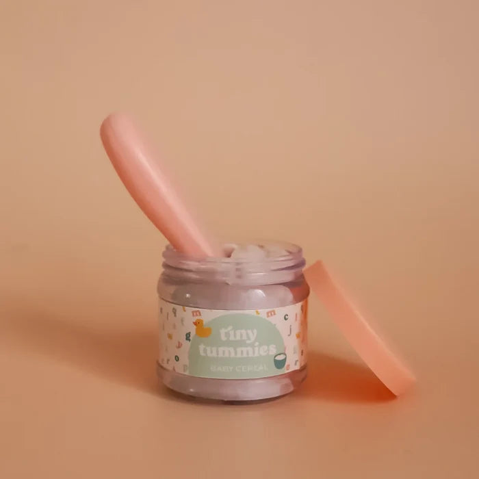 Tiny Harlow Tiny Tummies Magic Milk and Doll Food Gift Set